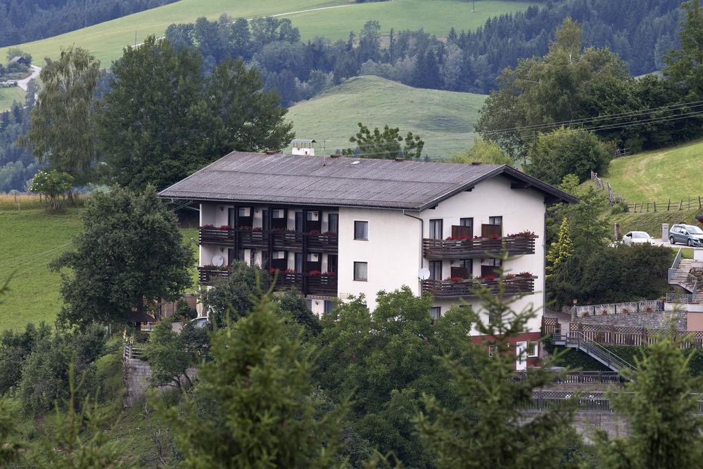 加斯特霍夫古特曼酒店 Eberstein 外观 照片